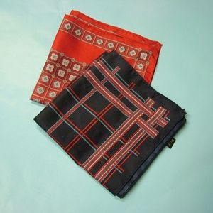 Lot of 2 Pocket Squares Polyester Navy Red Italian